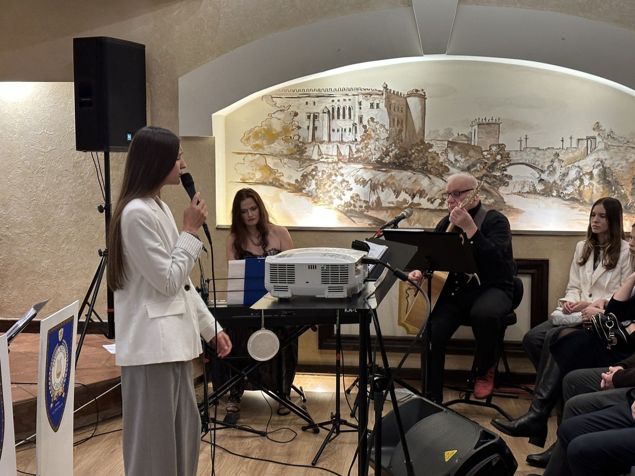 Opatów: Jesienny koncert na dwa świerszcze i wiatr w kominie