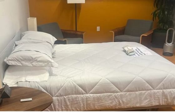 Elon Musk zamienia biuro Twittera w "hotel" dla pracowników