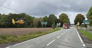 Adolfów: Dramatyczne zdarzenie drogowe. Pasażer ranny przez kamień z ciężarówki