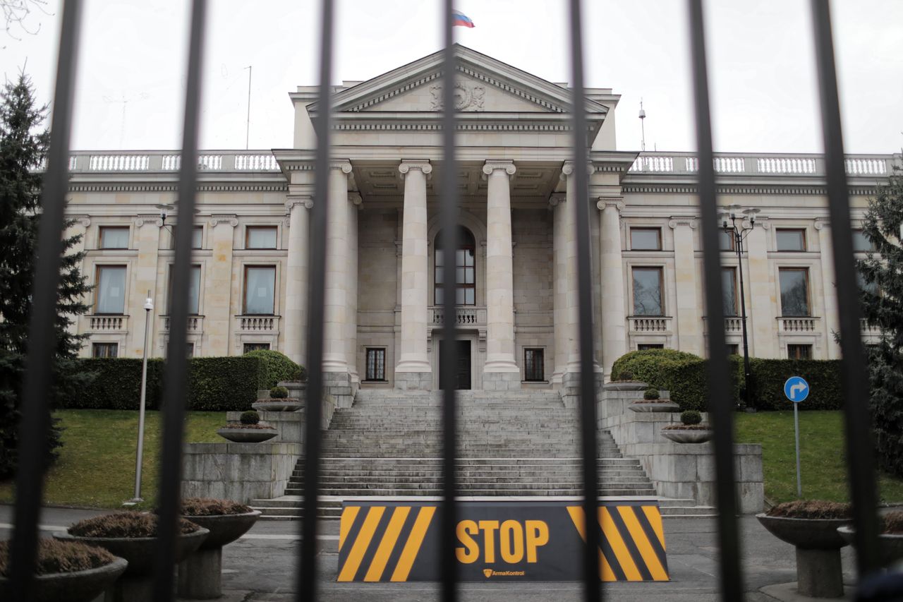 Dochód trafia do Putina? Spór Polski i Rosji o budynek w sercu Warszawy