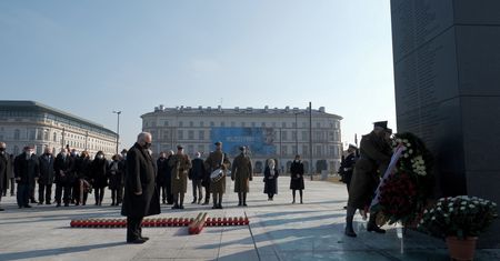 Politycy PiS uczcili pamięć ofiar katastrofy smoleńskiej