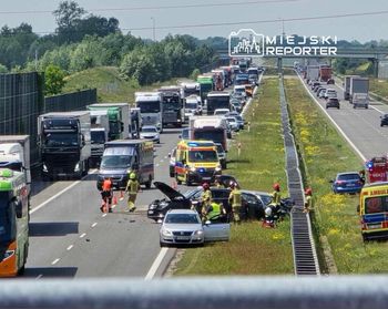 Mazowieckie: Wypadek na autostradzie A2. Trzy osoby trafiły do szpitala