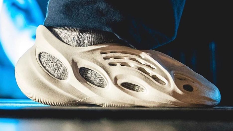 Kanye West pokazał ekologiczne buty. Powstały częściowo z glonów 1