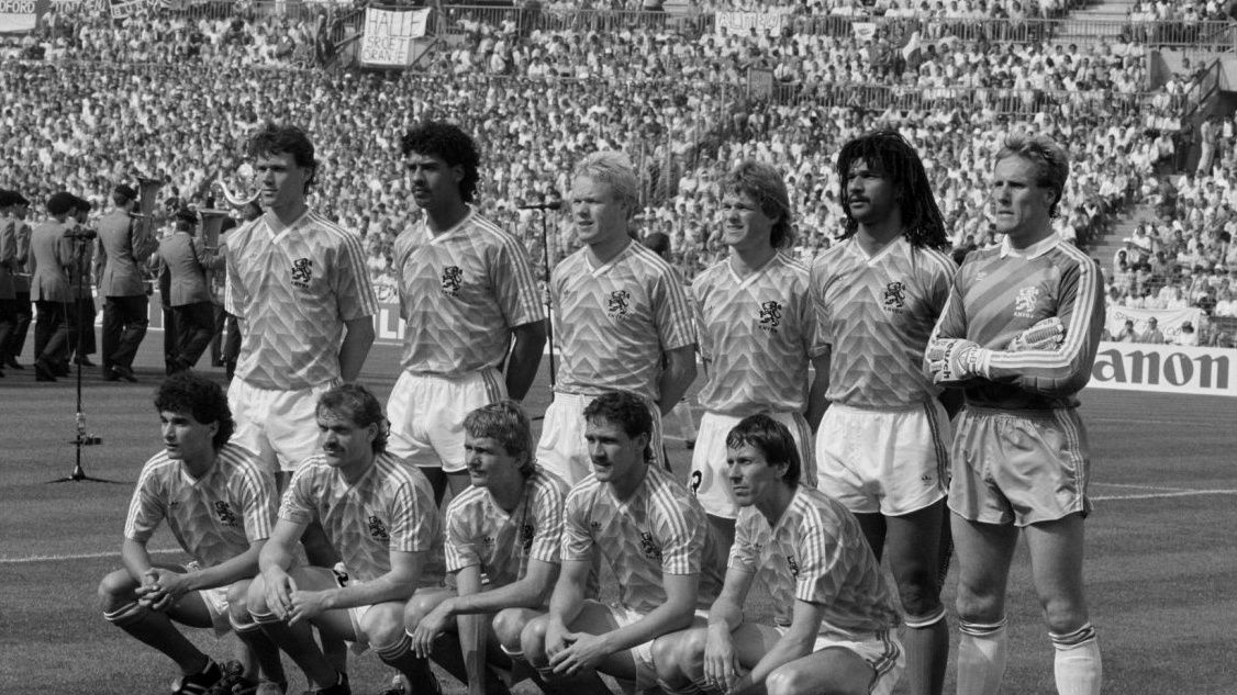 Mistrzostwa Europy w 1988 roku wygrali Holendrzy.