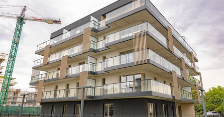 Polacy nie szukają już "dziury w ziemi". Zysk dewelopera spadł o 63 proc.