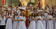 Tarnobrzeg: Prawie 90 dzieci przyjęło Pierwszą Komunię Świętą w kościele na Serbinowie