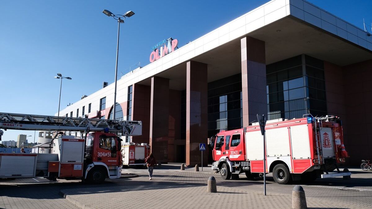 Interwencja straży pożarnej w Galerii Olimp