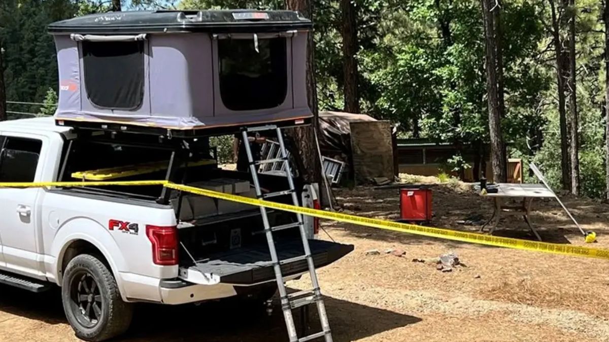 Wyszedł na taras, aby w spokoju wypić poranną kawę. Nie spodziewał się, że to jego ostatnie chwile