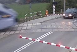 Zignorował szlaban. Kamera nagrała, co zrobił na przejeździe kolejowym