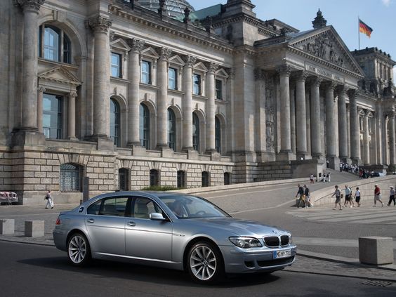 Auta Agneliny Jolie - BMW Hydrogen 7