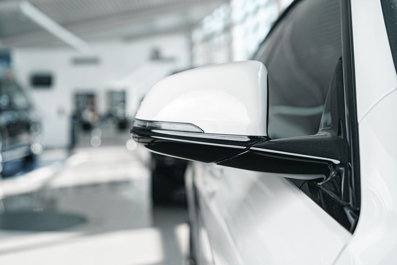 Pożyczka na samochód – kiedy to lepszy wybór niż leasing?