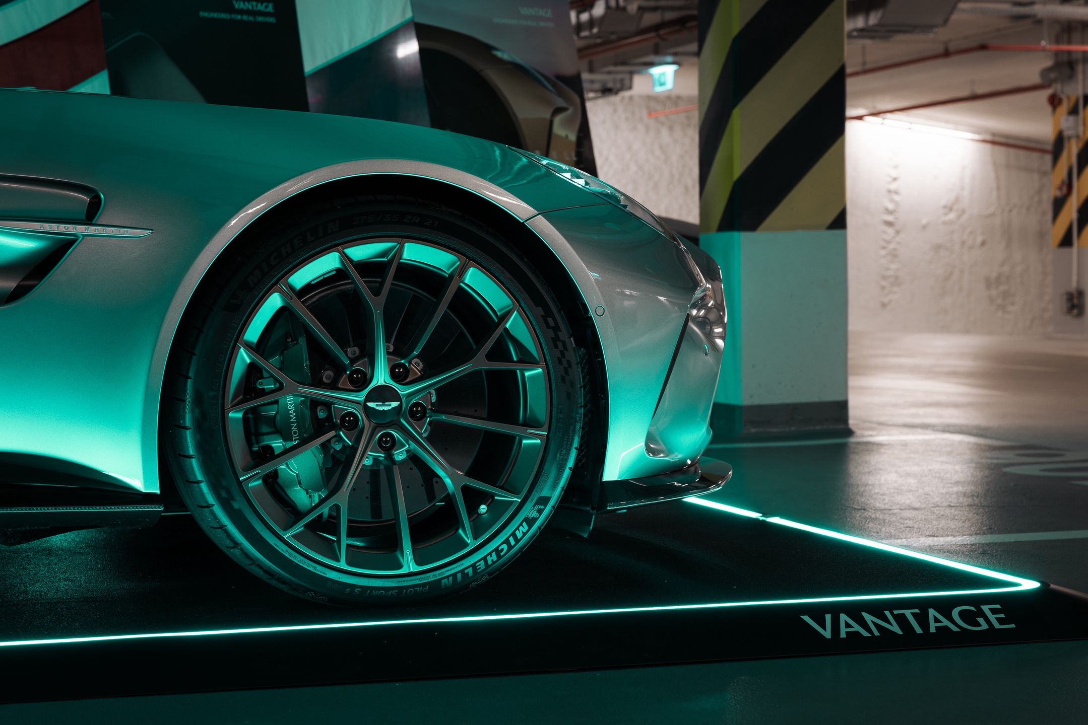 Aston Martin Vantage – polska premiera
