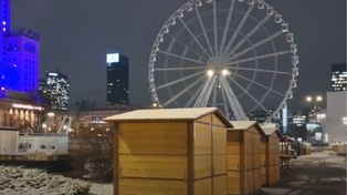 Incydent w stolicy. Nastolatek wspinał się na koło widokowe