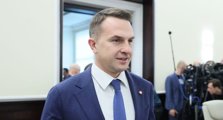 Groził Adamowi Szłapce. Teraz został prawomocnie skazany