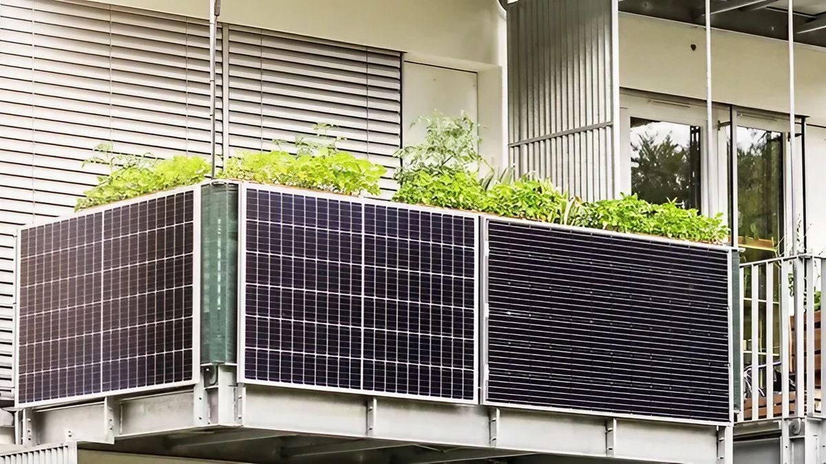 Panele fotowoltaiczne na balkonie