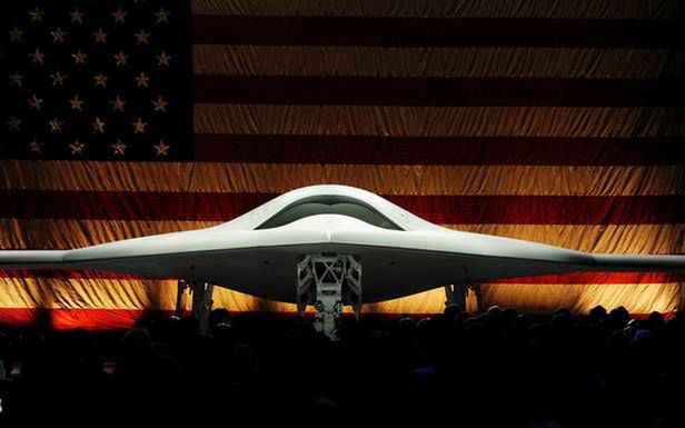 Autonomiczny bojowy dron X-47B. Kiedy pierwszy atak bez udziału człowieka? 1