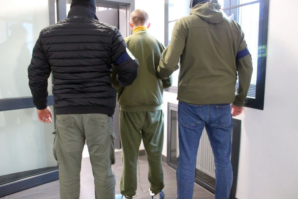 Mikołaj J. oskarżony o zabójstwo ze szczególnym okrucieństwem