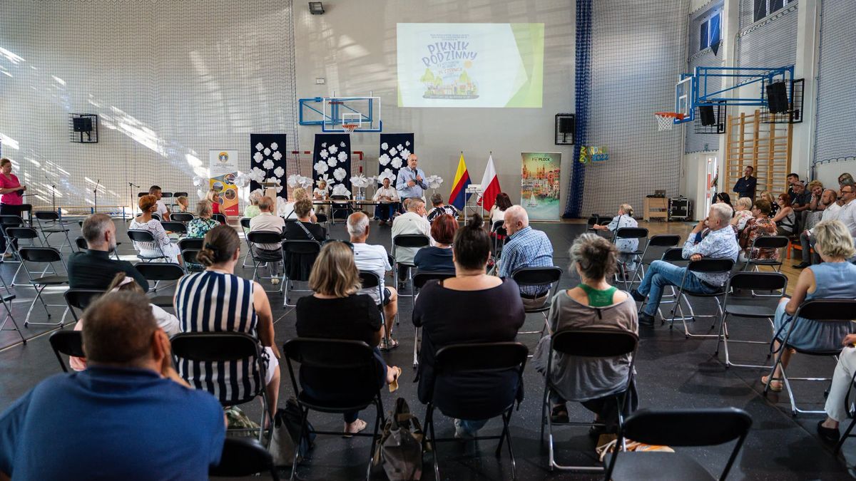 Spotkanie mieszkańców Osiedla Skarpa z prezydentem miasta 