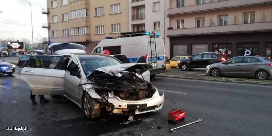 Ten kierowca jechał ulicami Łodzi 140 km/h
