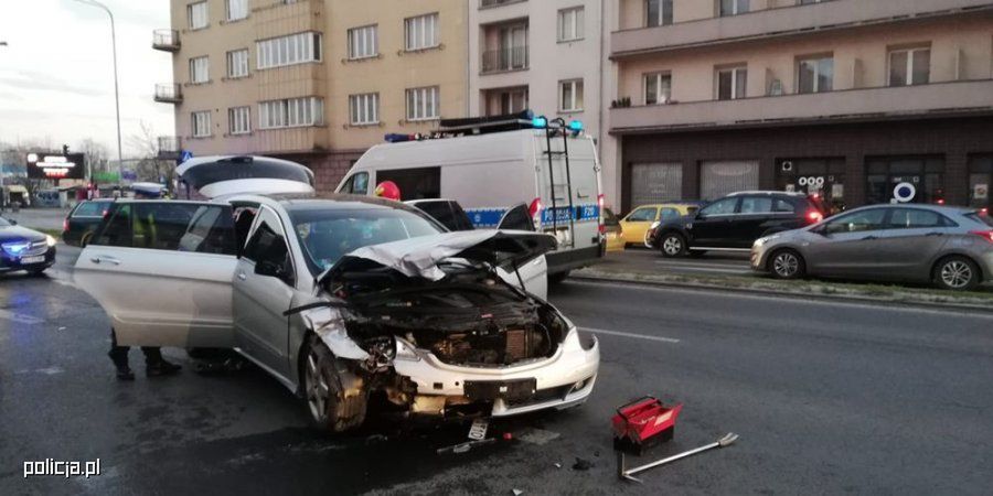 120 km/h na autostradzie, 80 km/h poza miastem. Na czas pandemii potrzebujemy czegoś mocniejszego