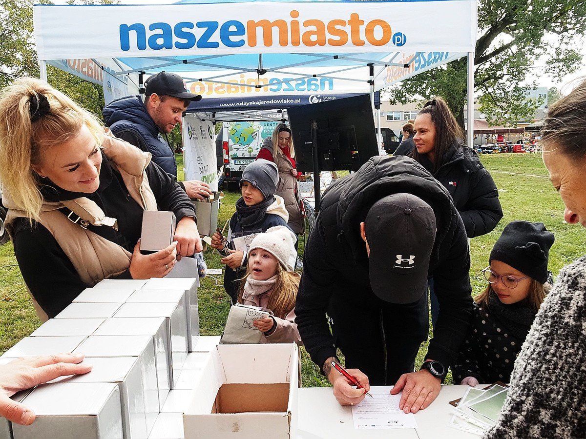 Piknik Ekologiczny z okazji 35-lecia Spółdzielni Mieszkaniowej &#34;Retkinia-Południe&#34; w Łodzi