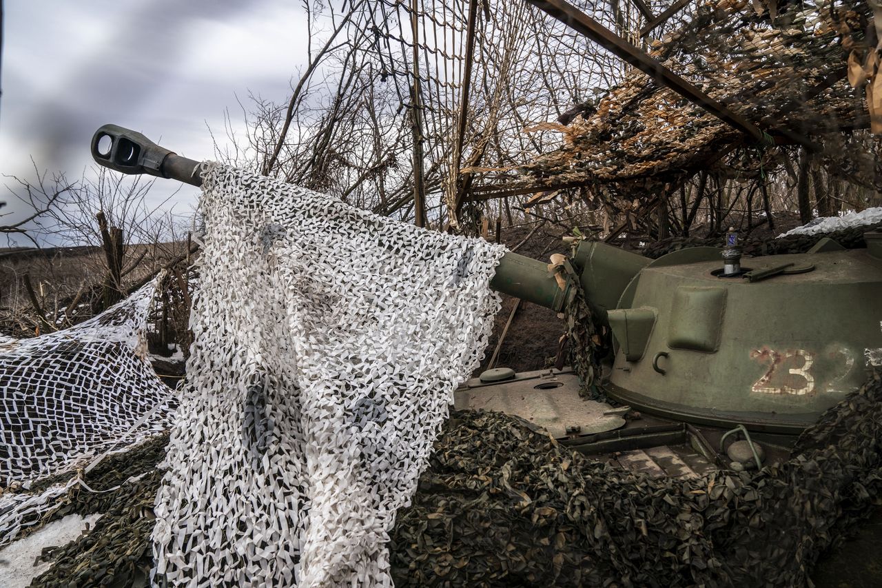 Rasputica: Ukraine's "hidden weapon" hindering military advances amidst severe weather conditions