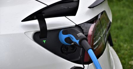 Jakie są koszty utrzymania samochodu elektrycznego?