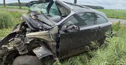 Sokołów Podlaski: Pijany 18-latek roztrzaskał auto o drzewo