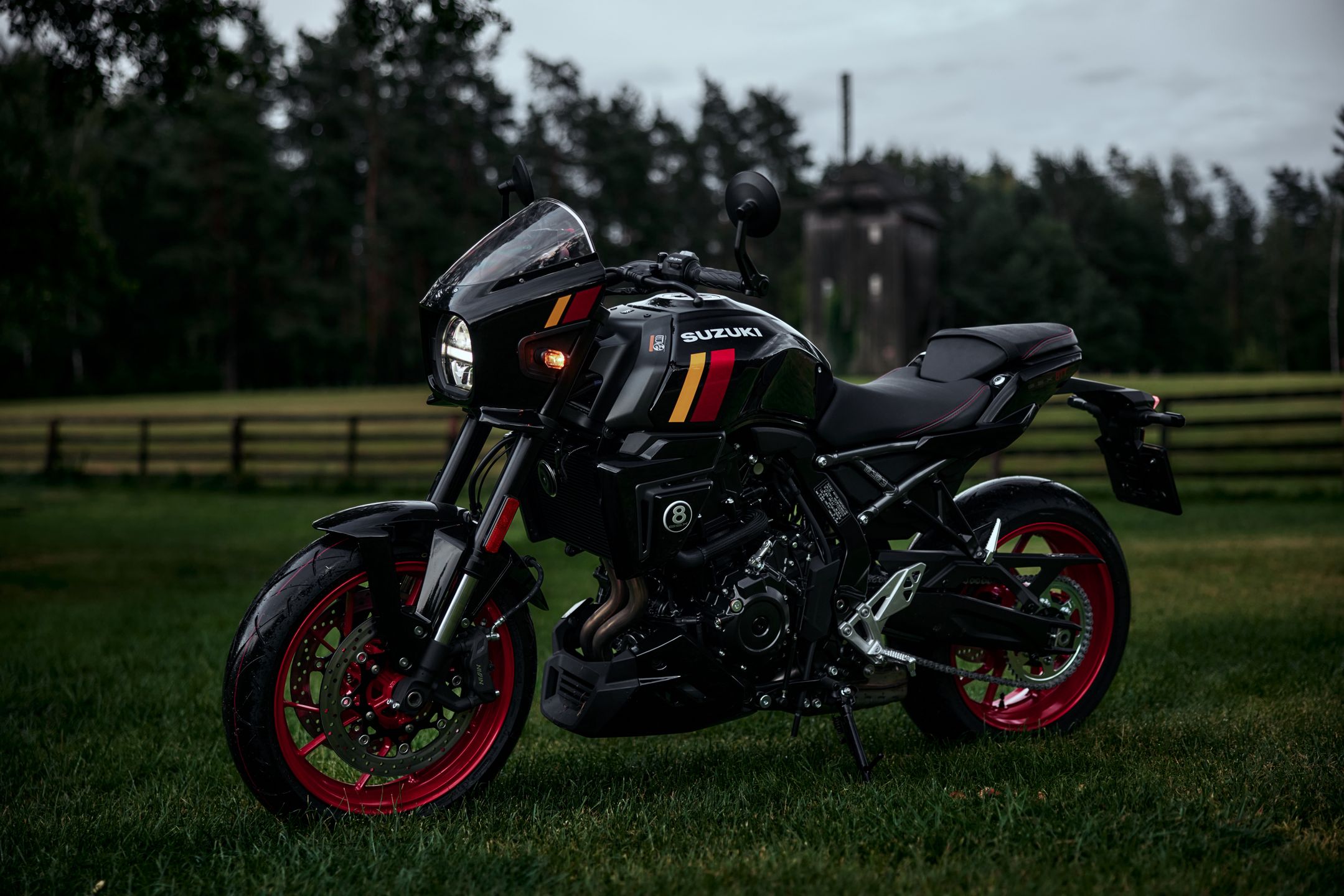 Suzuki GSX-8TT