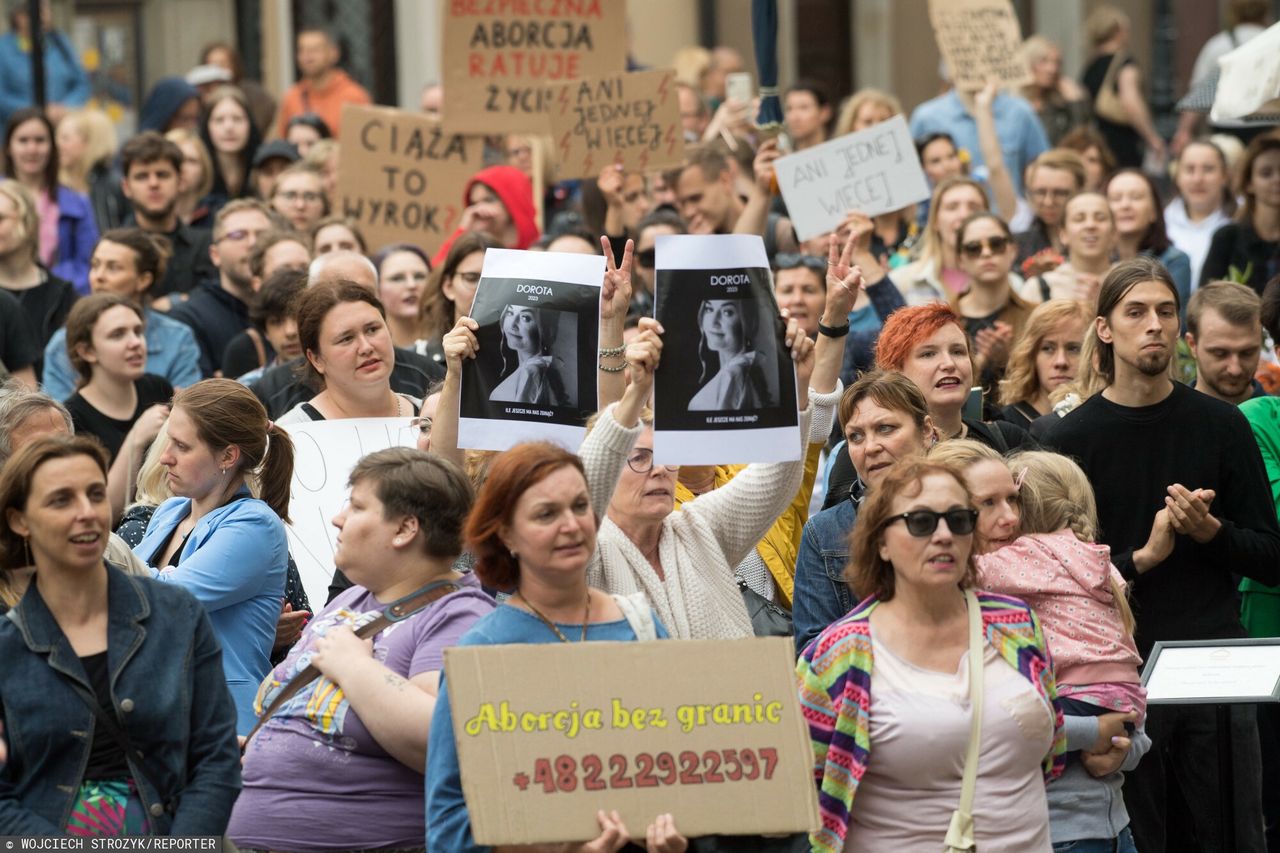 Śmierć Doroty z Nowego Targu spowodowała lawinę protestów. Dokładnie w godzinę ich startu szpital wydał w tej sprawie oświadczenie 