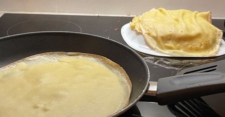 Bomba błonnikowa. Dodaj do ciasta na naleśniki zamiast jajek