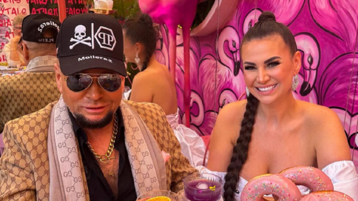 Internauci tak zadrwili z Krzysztofa Rutkowskiego. Poszło o... czapkę. 