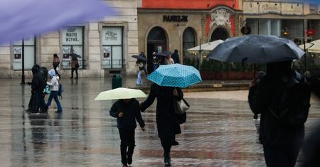 Nie odkładaj parasola. Pogoda szykuje kolejny zwrot akcji