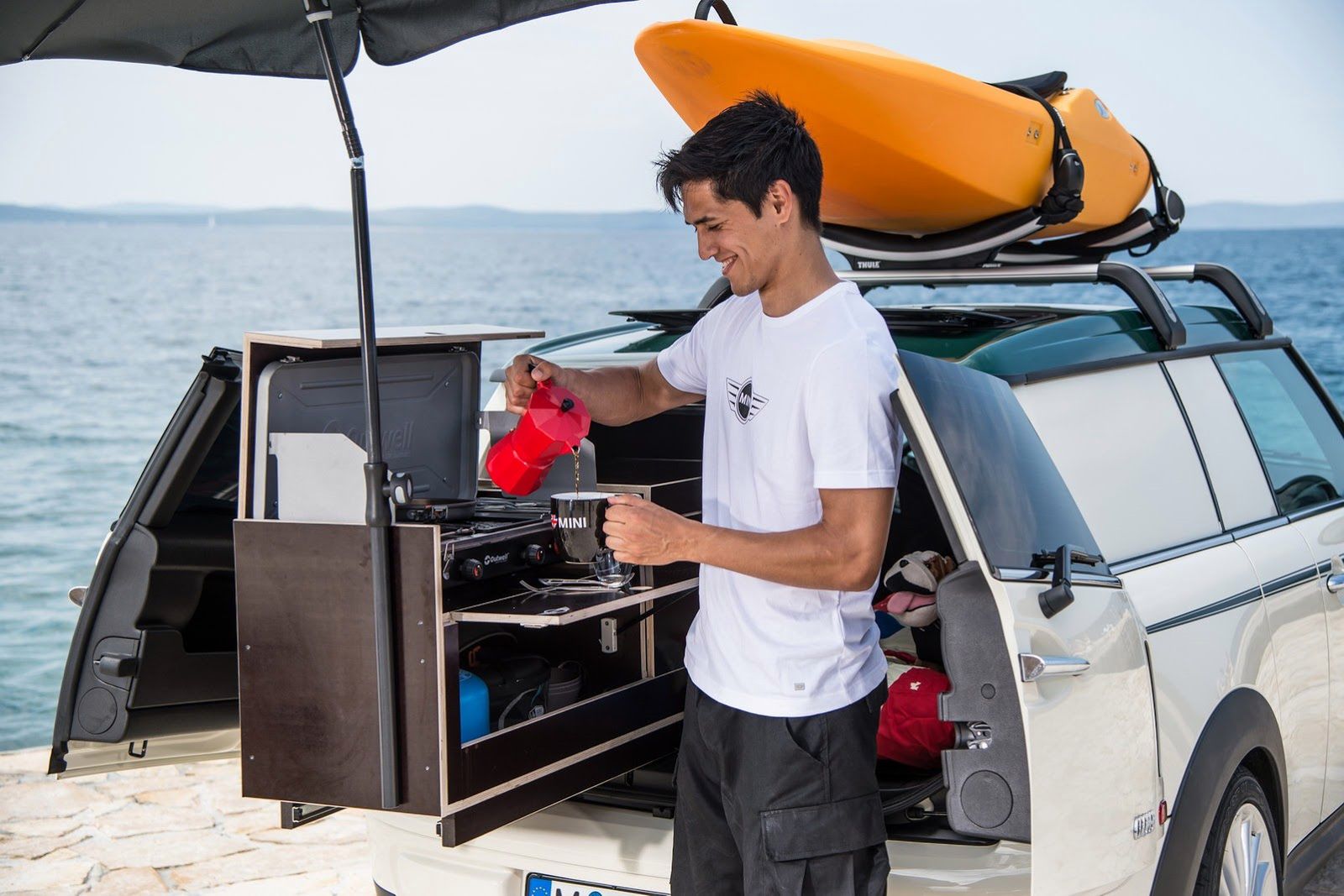 MINI prezentuje koncepcyjne auta na wakacje [galeria] 76