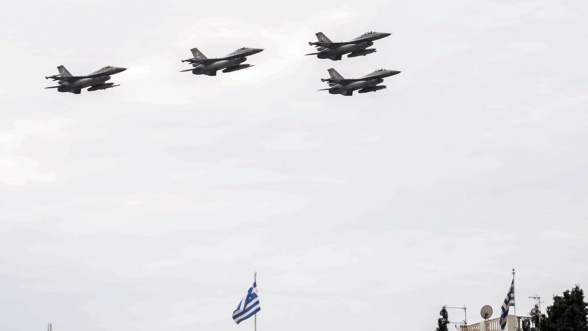 Grecja wysyła sprzęt i personel do Bułgarii