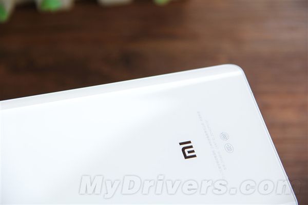 W skrócie: Xiaomi Mi Note na zdjęciach, koniec marki Ascend i i klon iPhone'a 6 19