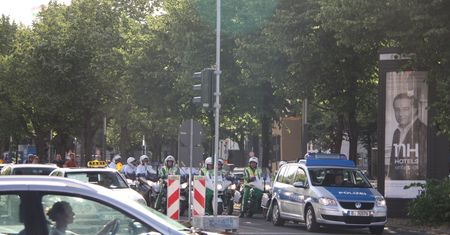 Niemcy coraz częściej informują policję. Głównie o źle zaparkowanych autach