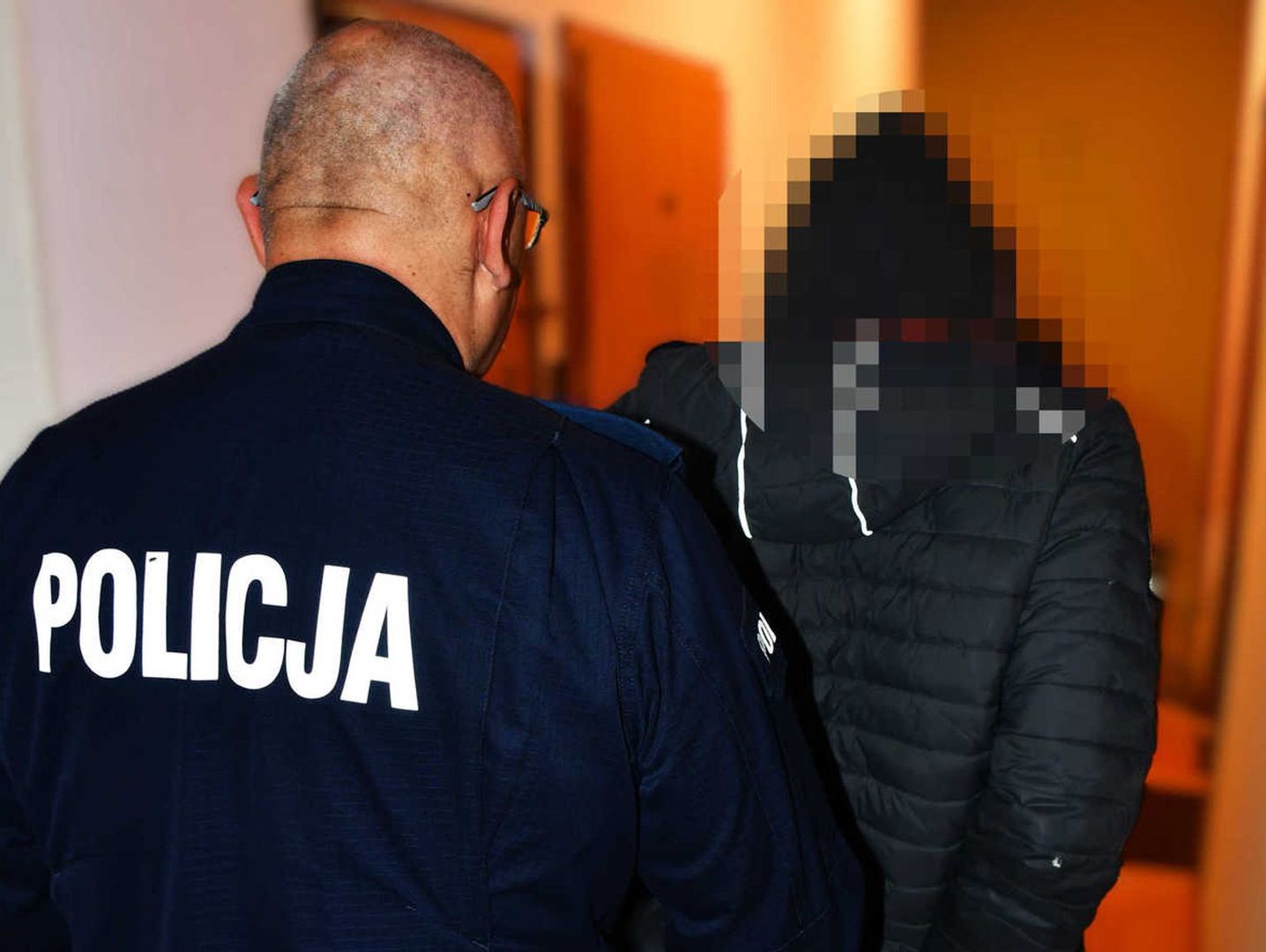 Kościerzyna: 40-letni Ukrainiec pożegnał się z autem za jazdę po pijaku.