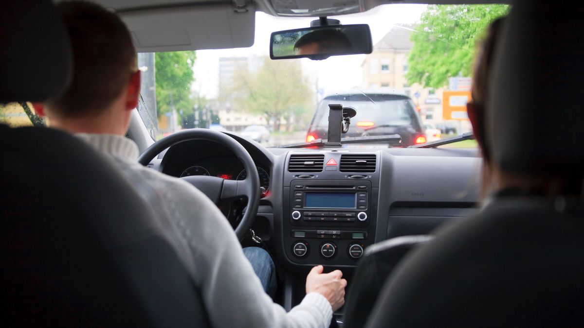 Navitel odświeża model R600 (depositphotos)