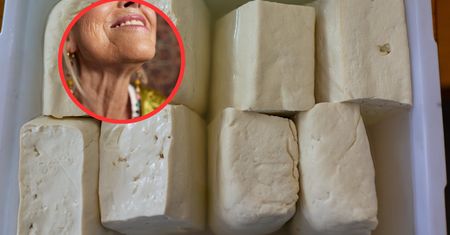 Dieta przeciwzmarszczkowa. Produkty wspierające młody wygląd i te, które przyspieszają starzenie