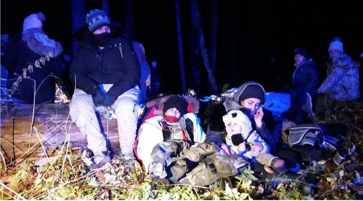 Jedna z grup migrantów, do której dotarli wolontariusze