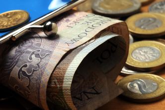 Raty kredytów w górę. RPP podniosła stopy procentowe. Ekspert wylicza kwoty