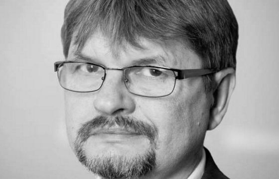 Zmarł dziennikarz „Wprost” Jarosław Giziński