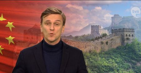 Niespotykane sceny w "Faktach". Nagle zaczął mówić po chińsku