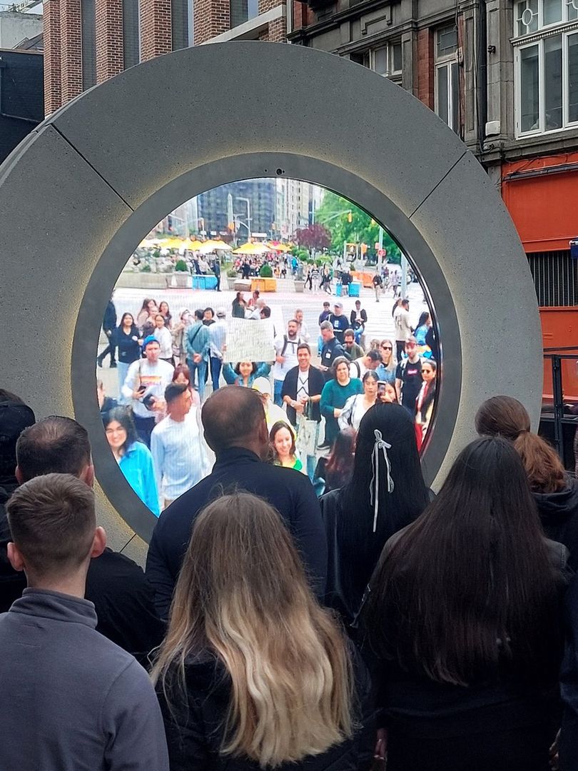 Portal między Nowym Jorkiem a Dublinem