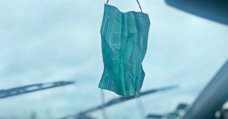 Luzowanie obostrzeń od 1 marca. Informacje dla zmotoryzowanych