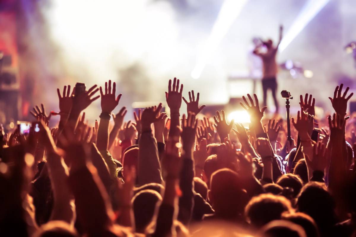 Dawid Kwiatkowski dał czadu na Dniach Powiatu Kartuskiego! Na jego koncert przyszły tłumy