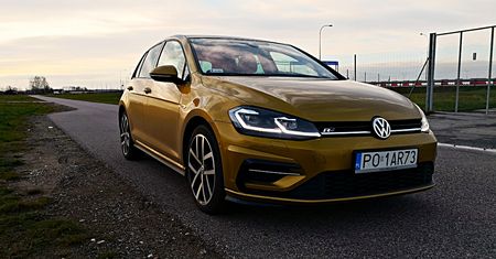 Test systemów wspomagających kierowcę w nowym Volkswagenie Golfie