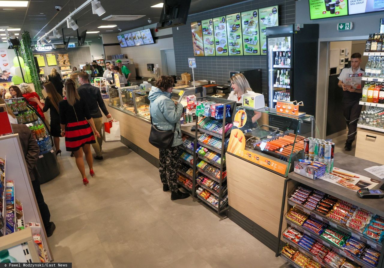 Zakaz sprzedaży alkoholu na stacjach. Polacy zabrali głos