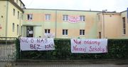 Sosnówka. Koniec strajku okupacyjnego rodziców. Osiągnięto kompromis ws. szkoły